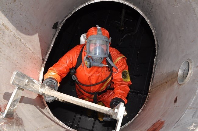tank cleaning